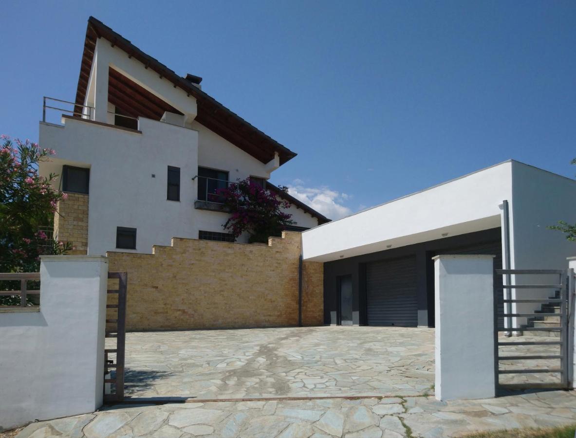 Villa Stadi Никити Экстерьер фото